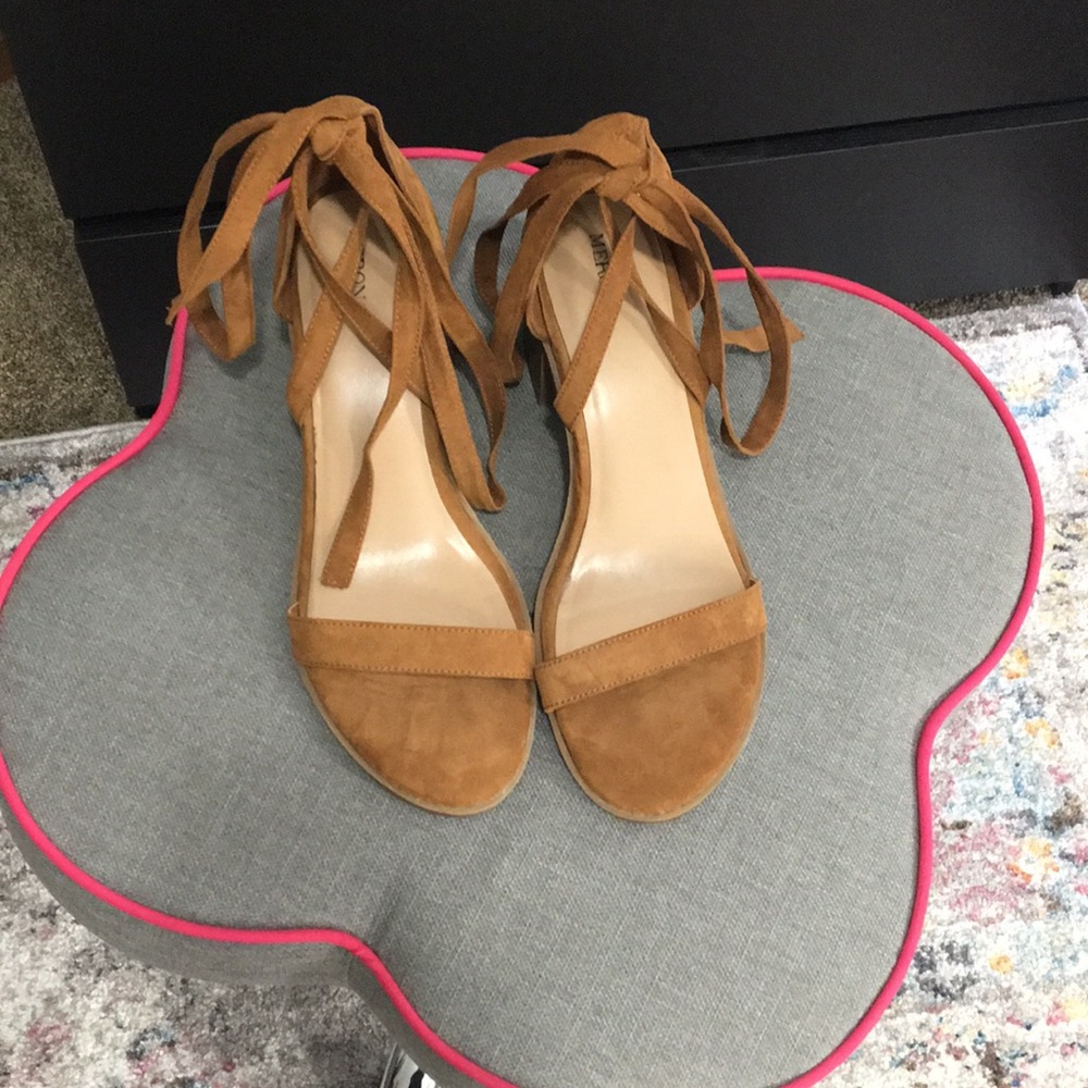 Lace up summer sandals